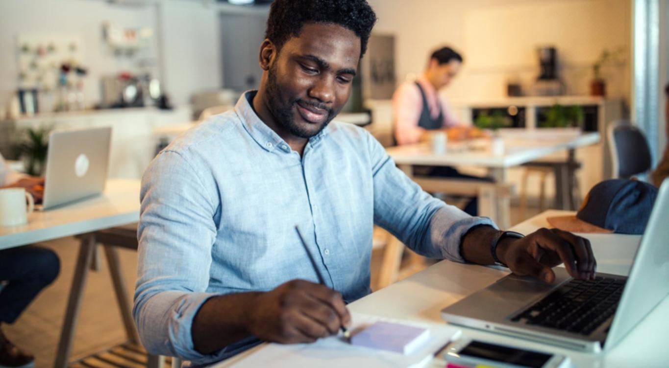 Анализ финансовых данных компаний